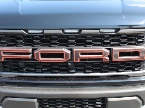 Used 2022 Ford F150 Raptor w/ Raptor 37 Performance Package AWD/4WD image 10