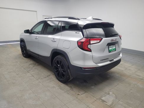 Used 2022 GMC Terrain SLT w/ Elevation Edition image 5