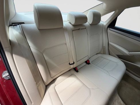 Used 2015 Volkswagen Passat 1.8T Limited Edition FWD image 18