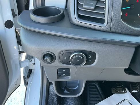 Used 2024 Ford Transit 350 XLT image 19