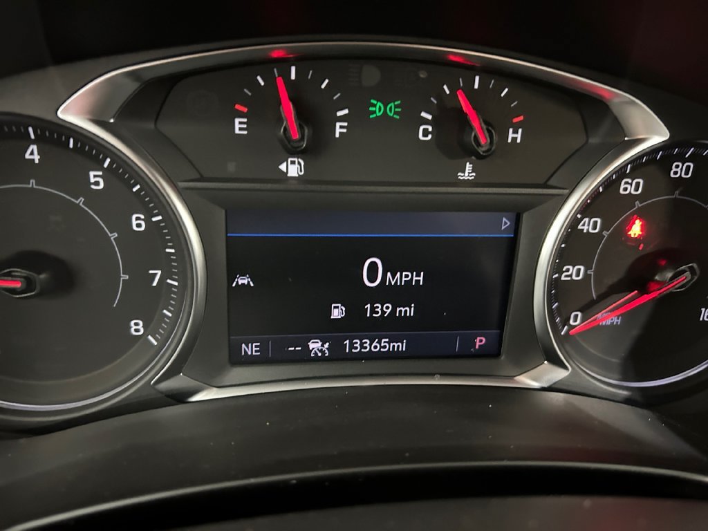 Used 2024 GMC Terrain AT4 w/ Tech Package AWD/4WD image 10