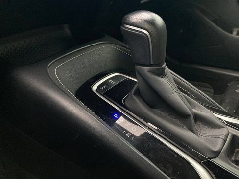 Used 2022 Toyota Corolla SE FWD image 25