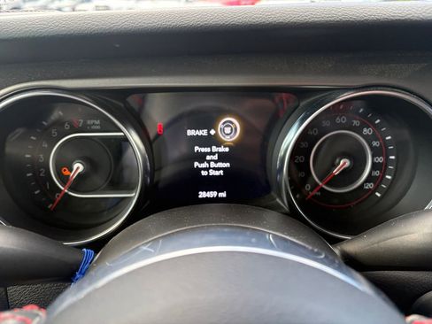 Used 2022 Jeep Gladiator Rubicon image 14