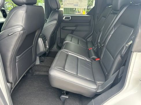New 2026 Ford Bronco Outer Banks AWD/4WD image 19