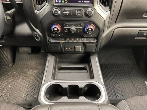 Used 2022 Chevrolet Silverado 1500 LT Trail Boss image 16