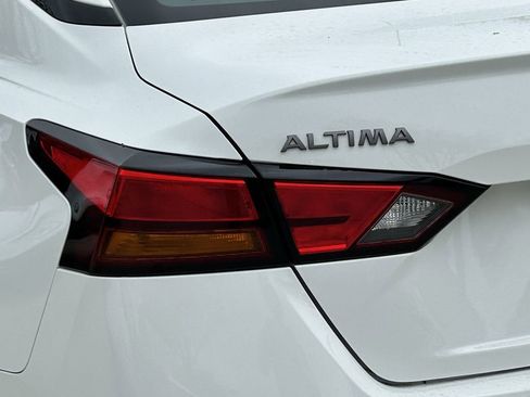 Used 2024 Nissan Altima 2.5 SR image 7