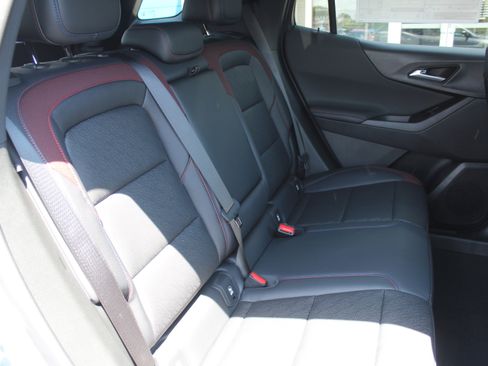 New 2026 Chevrolet Equinox RS AWD/4WD image 15