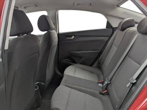 Used 2019 Hyundai Accent SE FWD image 17