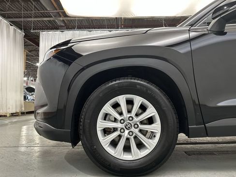 Used 2025 Toyota Grand Highlander AWD image 21