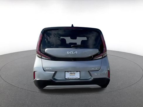 Used 2025 Kia Soul LX w/ LX Technology Package image 12