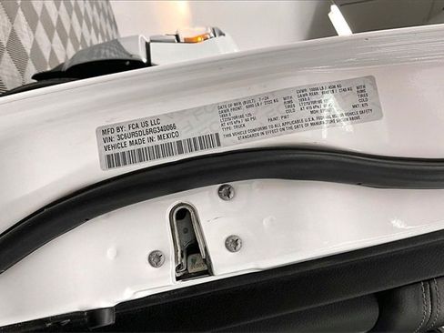 Used 2024 RAM 2500 Big Horn image 38