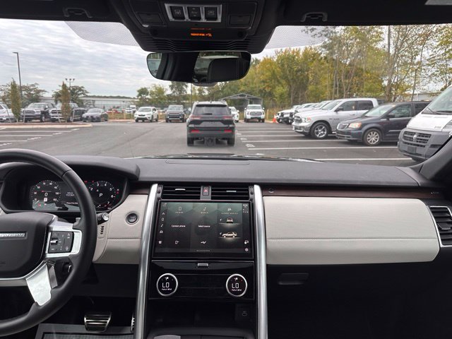 Used 2023 Land Rover Discovery S R-Dynamic AWD/4WD image 28