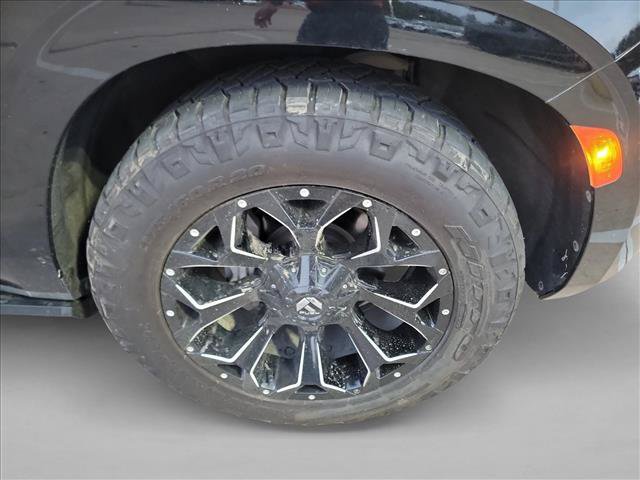 Used 2021 GMC Yukon AT4 w/ AT4 Premium Plus Package AWD/4WD image 10