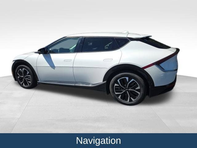 Used 2023 Kia EV6 Wind w/ Wind Technology Package AWD/4WD image 4