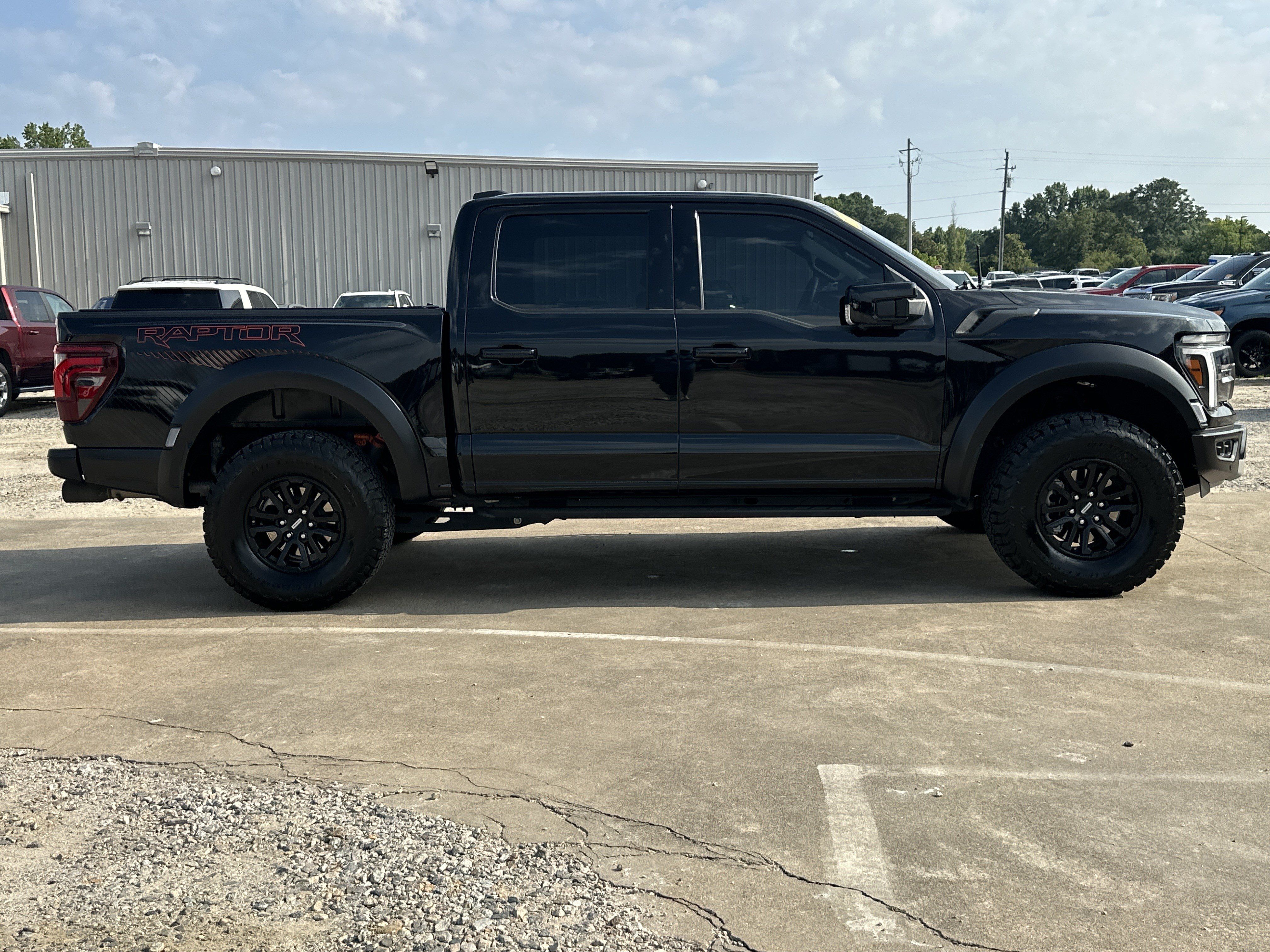 Used 2024 Ford F150 Raptor AWD/4WD image 4
