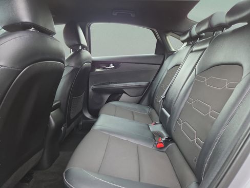 Used 2024 Kia Forte GT-Line image 28