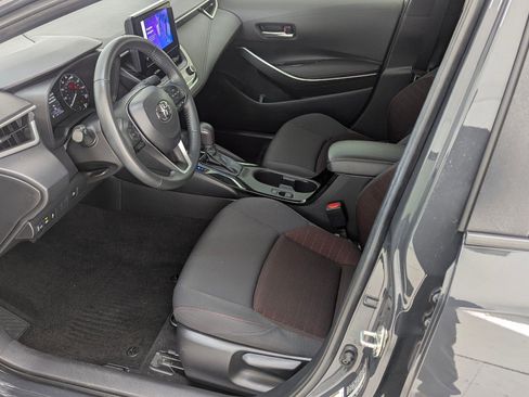 Used 2023 Toyota Corolla SE image 4