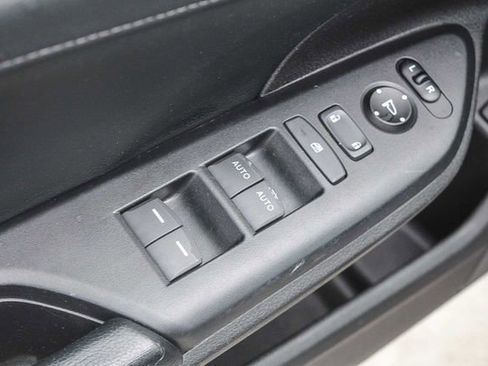 Used 2020 Honda Civic EX-L image 27