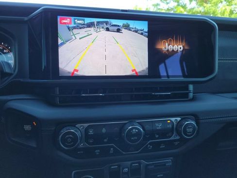Used 2024 Jeep Wrangler Unlimited Rubicon 392 AWD/4WD image 19