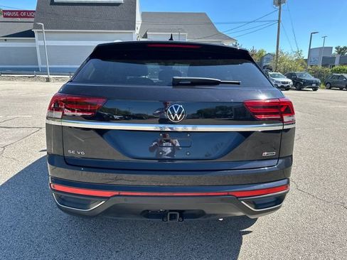 Certified 2020 Volkswagen Atlas Cross Sport SE w/ Panoramic Sunroof Package AWD/4WD image 8