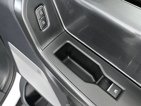 Used 2024 Ford F150 Lariat AWD/4WD image 49