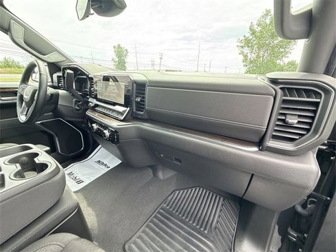 Certified 2023 GMC Sierra 1500 Elevation image 28