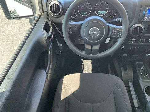 Used 2018 Jeep Wrangler Unlimited Sport AWD/4WD image 24