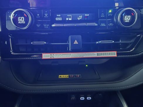 New 2026 Toyota Highlander XSE image 29