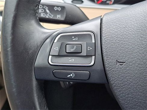 Used 2013 Volkswagen CC Sport image 13