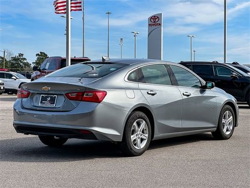 Used 2024 Chevrolet Malibu LT image 8