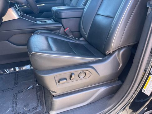 Used 2021 Chevrolet Tahoe Premier image 17