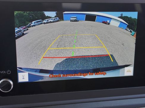 Used 2025 Toyota Tacoma SR RWD image 17