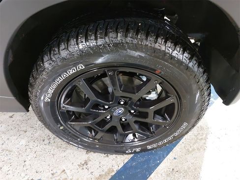 Used 2025 Subaru Crosstrek 2.5i Wilderness w/ Wilderness Package image 32