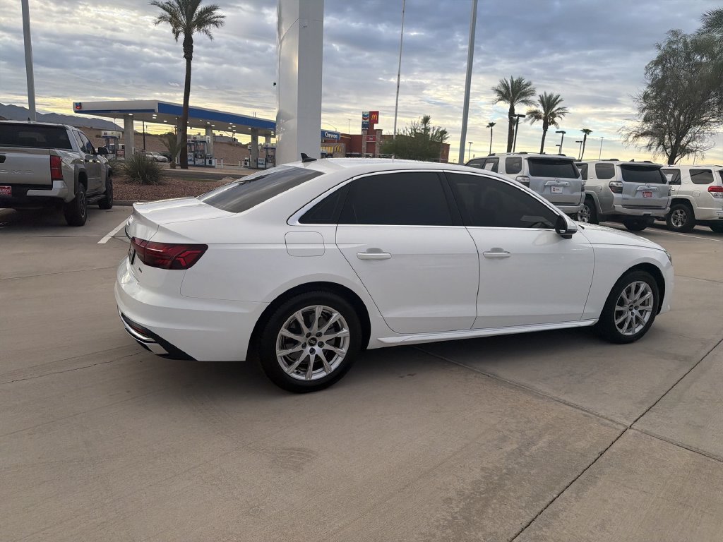 Used 2022 Audi A4 2.0T Premium AWD/4WD image 4