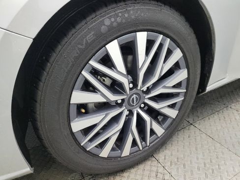 Used 2023 Nissan Altima 2.5 SV image 31