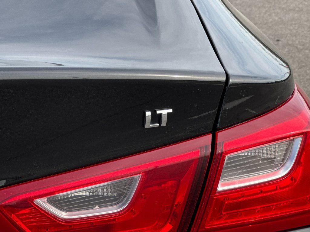 Used 2024 Chevrolet Malibu LT FWD image 31