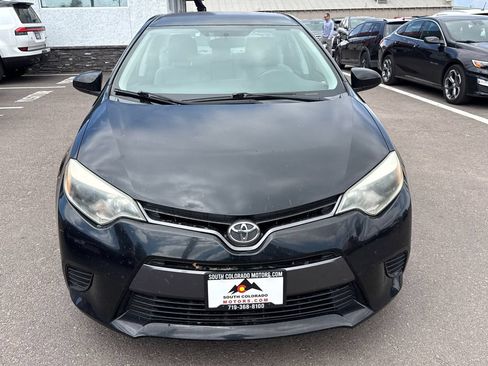 Used 2016 Toyota Corolla LE FWD image 2
