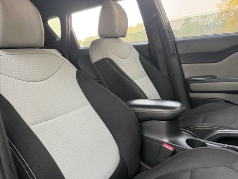 Used 2014 Kia Soul + image 19