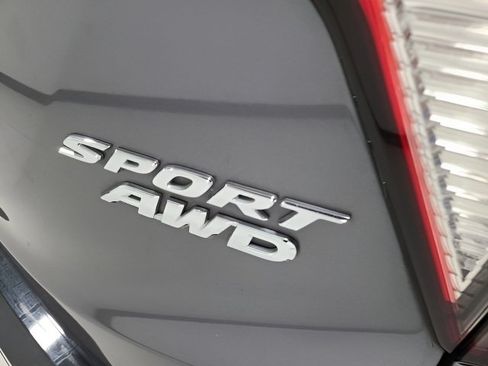Used 2022 Honda HR-V Sport image 12