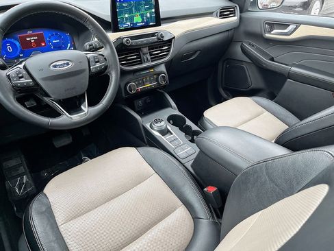 Used 2022 Ford Escape Titanium w/ Titanium Elite Package image 24