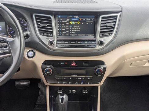 Used 2017 Hyundai Tucson SE Plus image 17