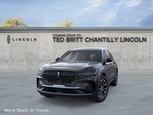 New 2026 Lincoln Nautilus Premier AWD/4WD image 3