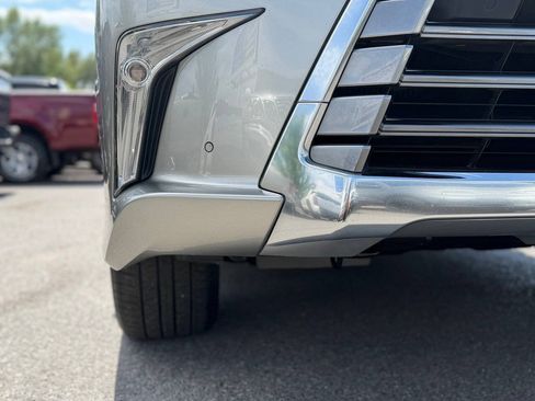 Used 2017 Lexus LX 570 4WD w/ Luxury Package image 20