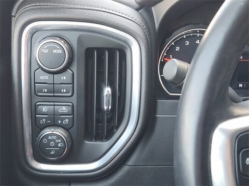 Used 2020 Chevrolet Silverado 1500 LT Trail Boss AWD/4WD image 23