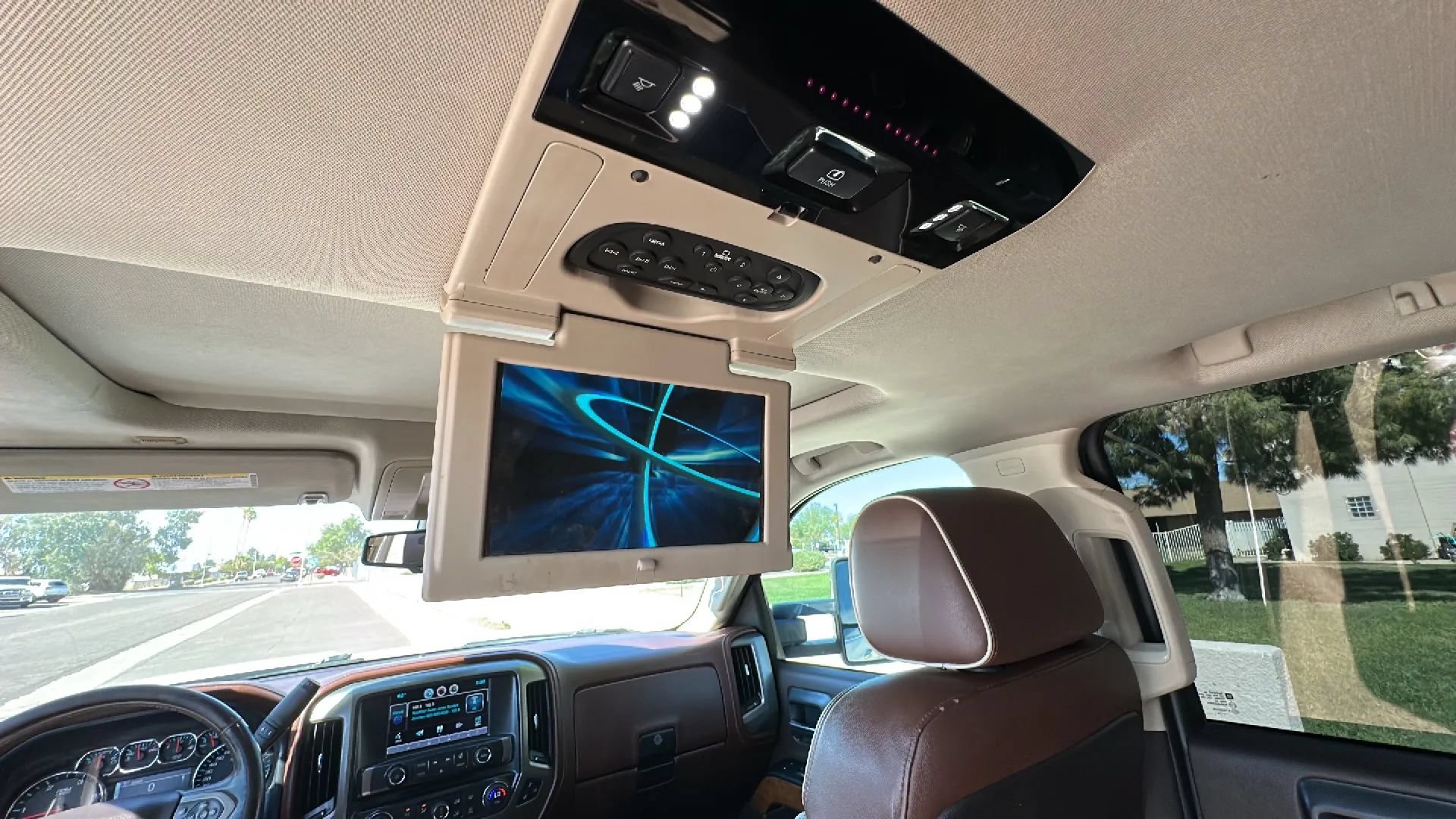 Used 2015 Chevrolet Silverado 3500 High Country w/ Duramax Plus Package AWD/4WD image 13