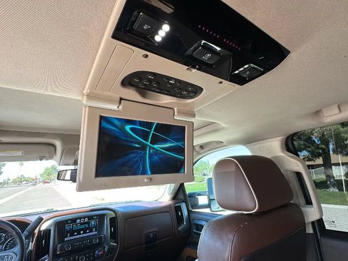 Used 2015 Chevrolet Silverado 3500 High Country w/ Duramax Plus Package AWD/4WD image 13