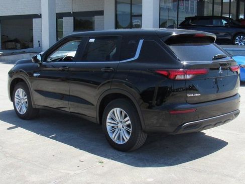 New 2025 Mitsubishi Outlander ES AWD/4WD image 5