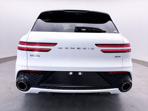 Used 2023 Genesis GV70 2.5T w/ Sport Prestige Package AWD/4WD image 18