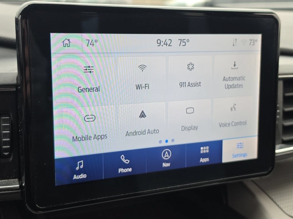 Used 2023 Ford Explorer XLT w/ Equipment Group 202A AWD/4WD image 45