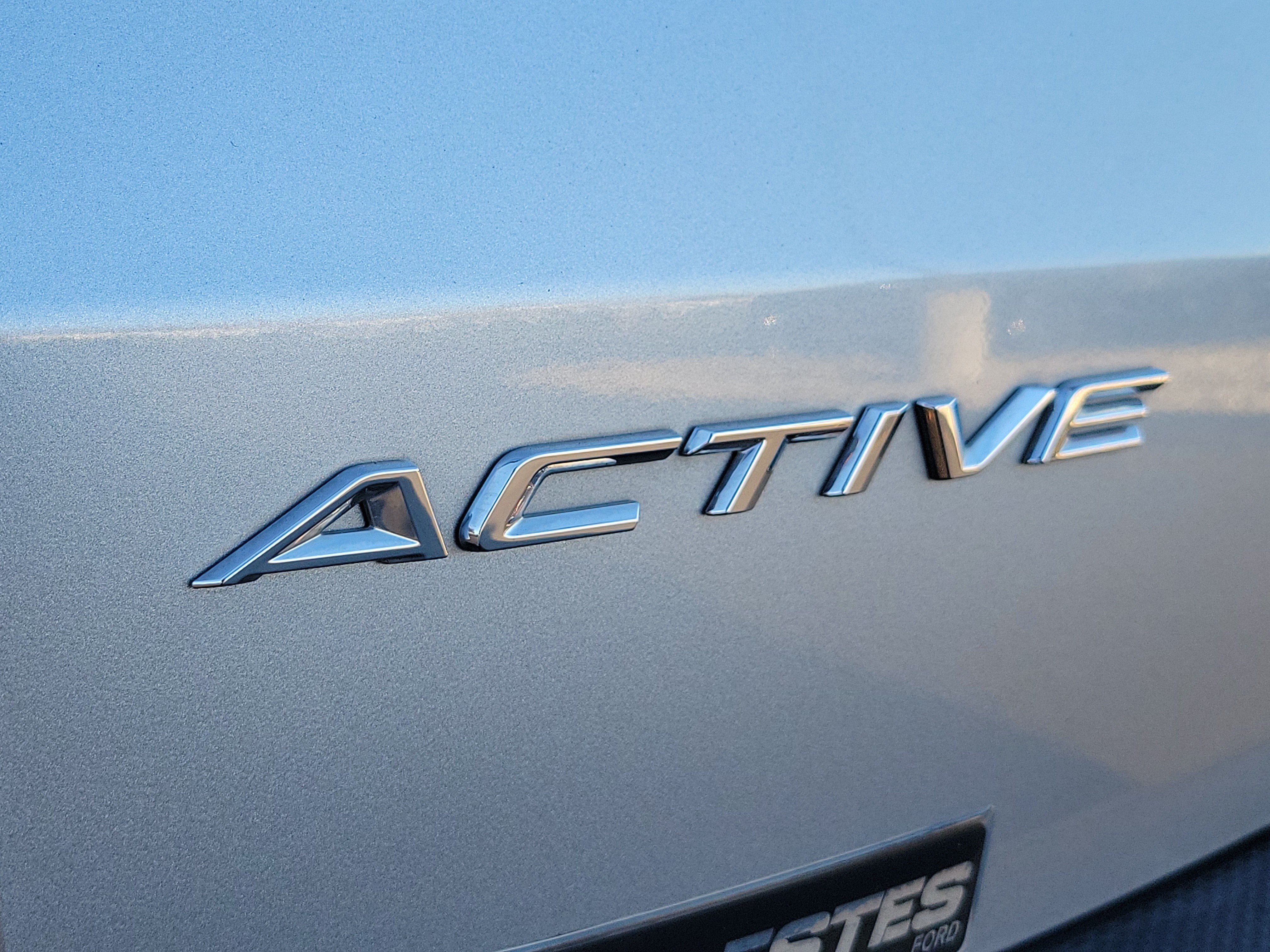 Used 2023 Ford Escape Active AWD/4WD image 9